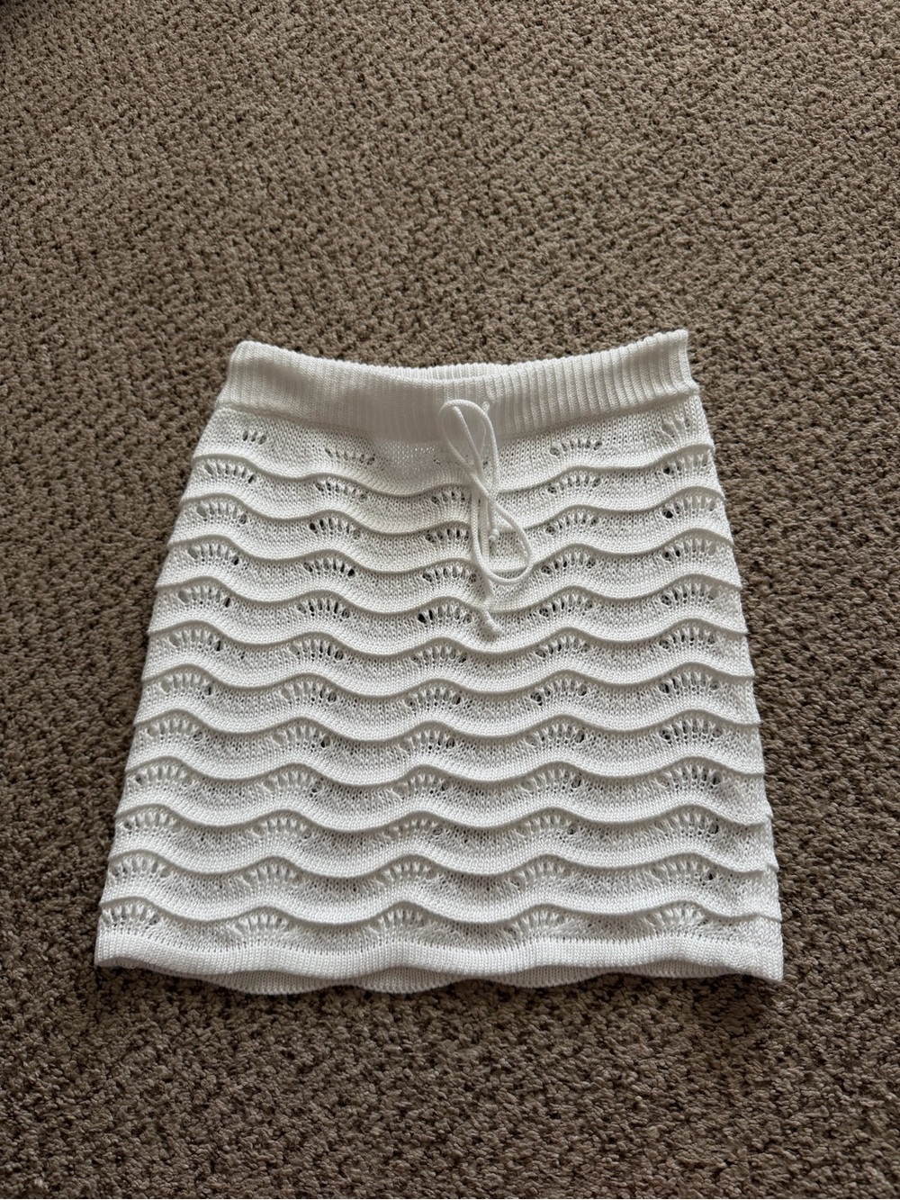 SHEIN White Knit Wave Mini Skirt